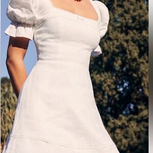 Reformation Evianna Mini Dress Size 6 White 100% Linen Short Sleeve Square Neck